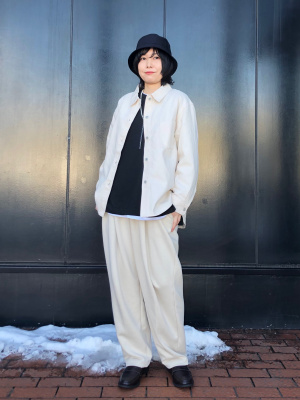 ユニクロ★UNIQLO160スムースコットンシャツテールTシャツ長袖 UNIQLO(ユニクロ)の「スムースコットンシャツテールT（長袖