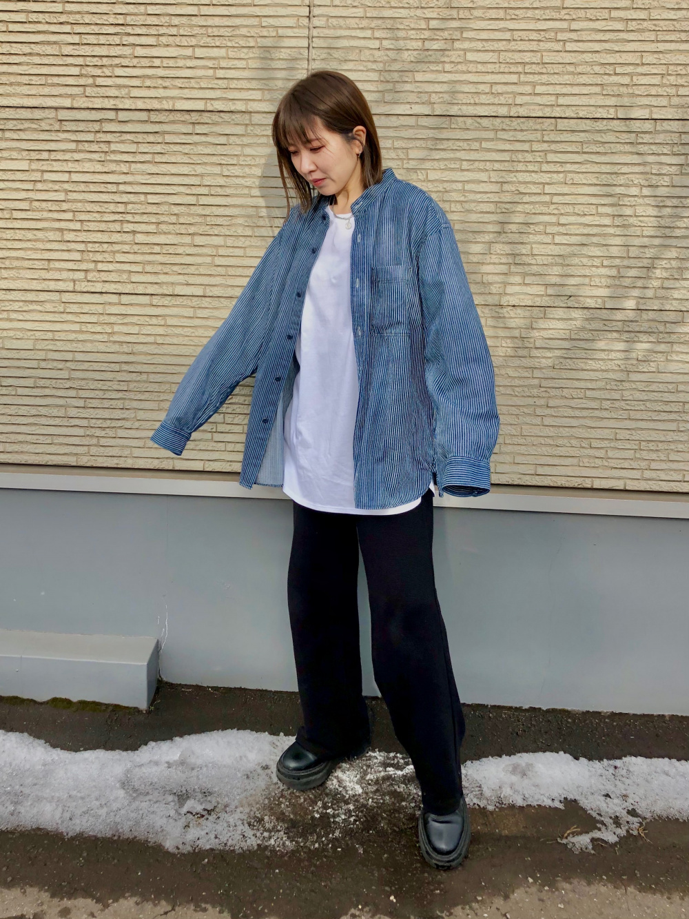 スムースコットンシャツテールT（長袖）」の着用コーディネート