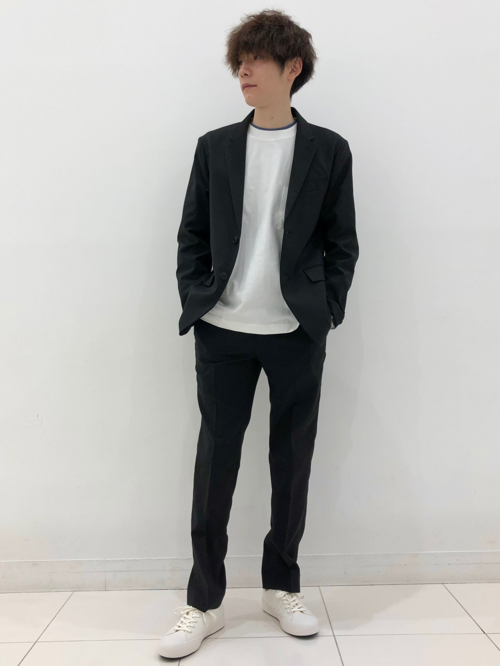 「感動ジャケット（コットンライク・袖丈着丈標準）セットアップ可能、ボーダーボートネックT（半袖）」の着用コーディネート ユニクロ