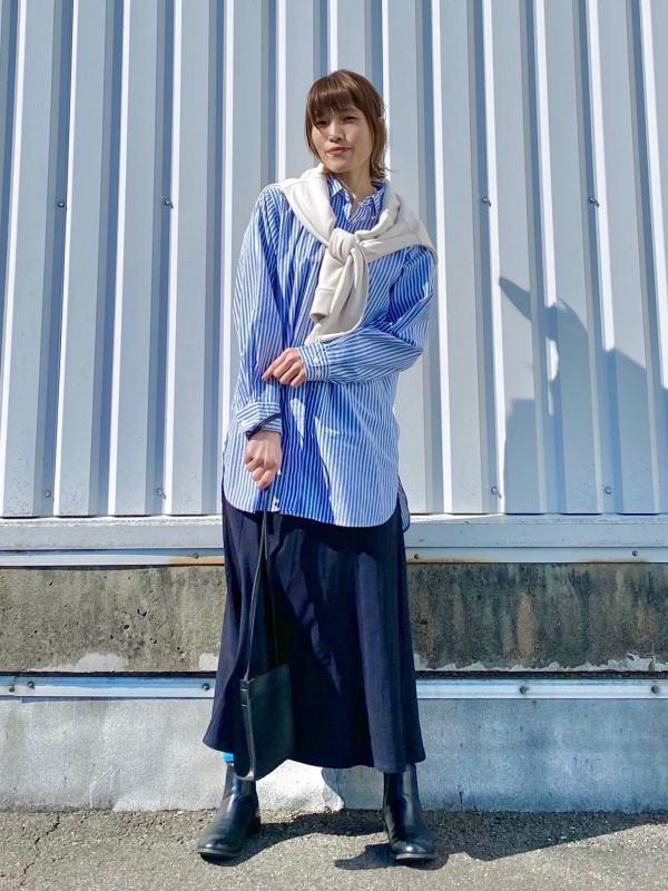 落ち着いたデザインで使いやすい！スキー旅行にもオススメ！FILA UNIQLO 落ち着いたデザインで使いやすい！スキー旅行にもオススメ！FILA