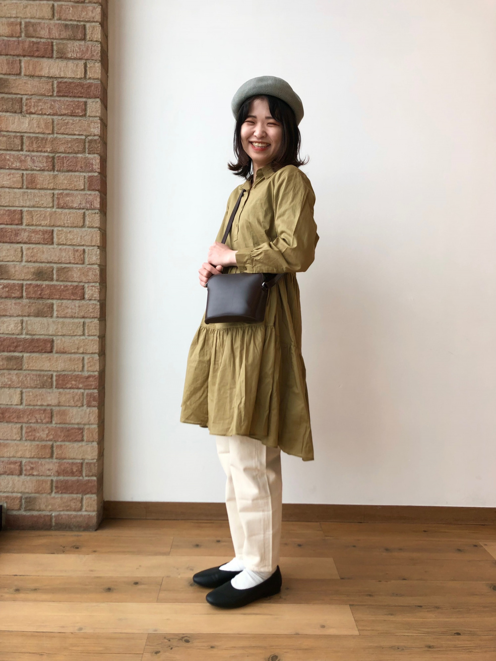 コットンティアードミニワンピース（7分袖）」の着用
