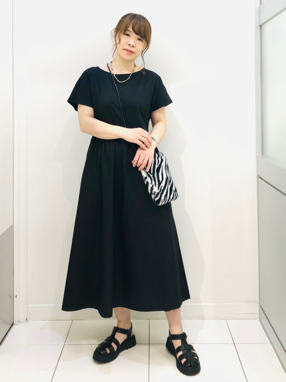 コンビネーションフレアワンピース 半袖 標準丈 111 122cm の着用コーディネート ユニクロ