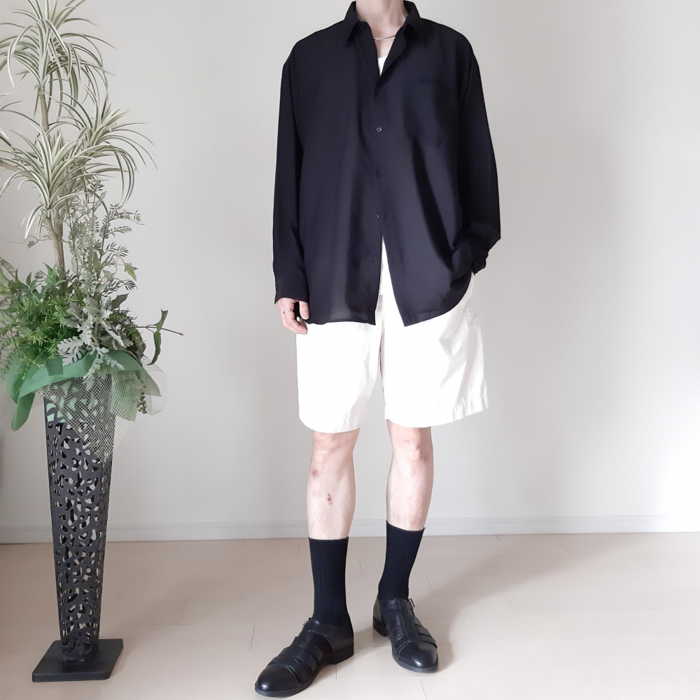 ユニクロ ユニクロc シャツ ショーツ サンダル コーデ uniqlo 今になって気づいたシアサッカーの心地よさ🫠 #waiper#uniqlo