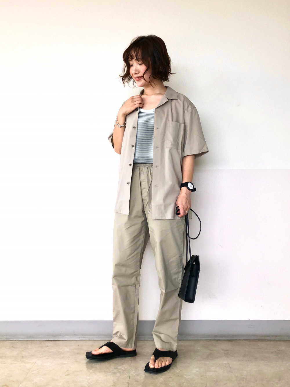 コットンシャツ 5分袖 イージーリラックスアンクルパンツ の着用コーディネート ユニクロ