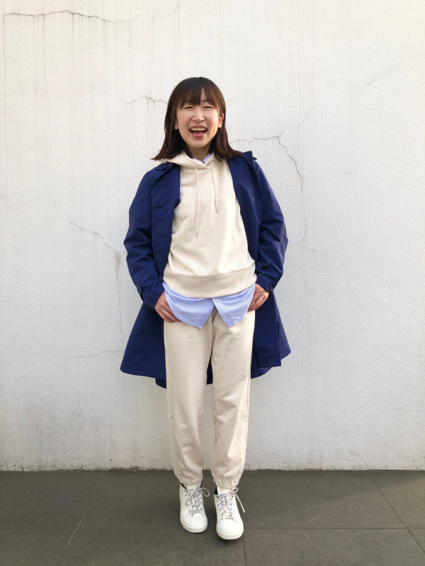 ポケッタブルスリットハーフコート（レディース）の着用コーディネート