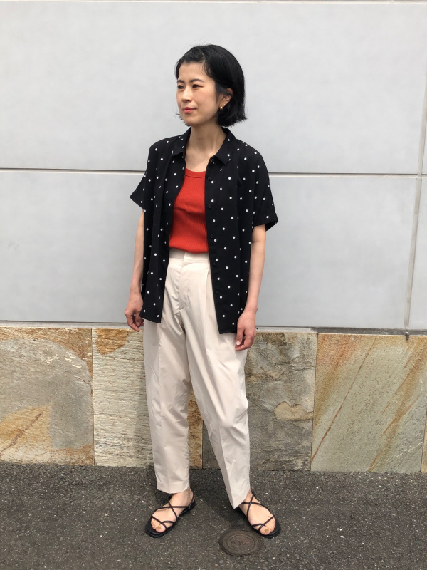 感動ジャケット セットアップ可能、感動タックイージーパンツ