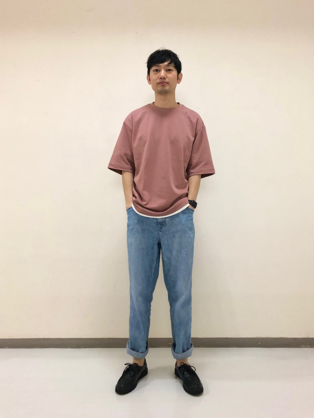 クルーネックtシャツ 半袖 エアリズムコットンオーバーサイズtシャツ 5分袖 の着用コーディネート ユニクロ