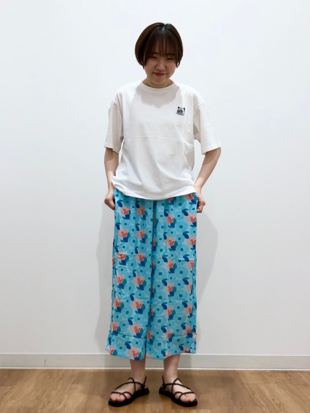ディズニー リラコ マイ ライフ ウィズ アニマルズ Ut グラフィックtシャツ 半袖 リラックスフィット の着用コーディネート ユニクロ