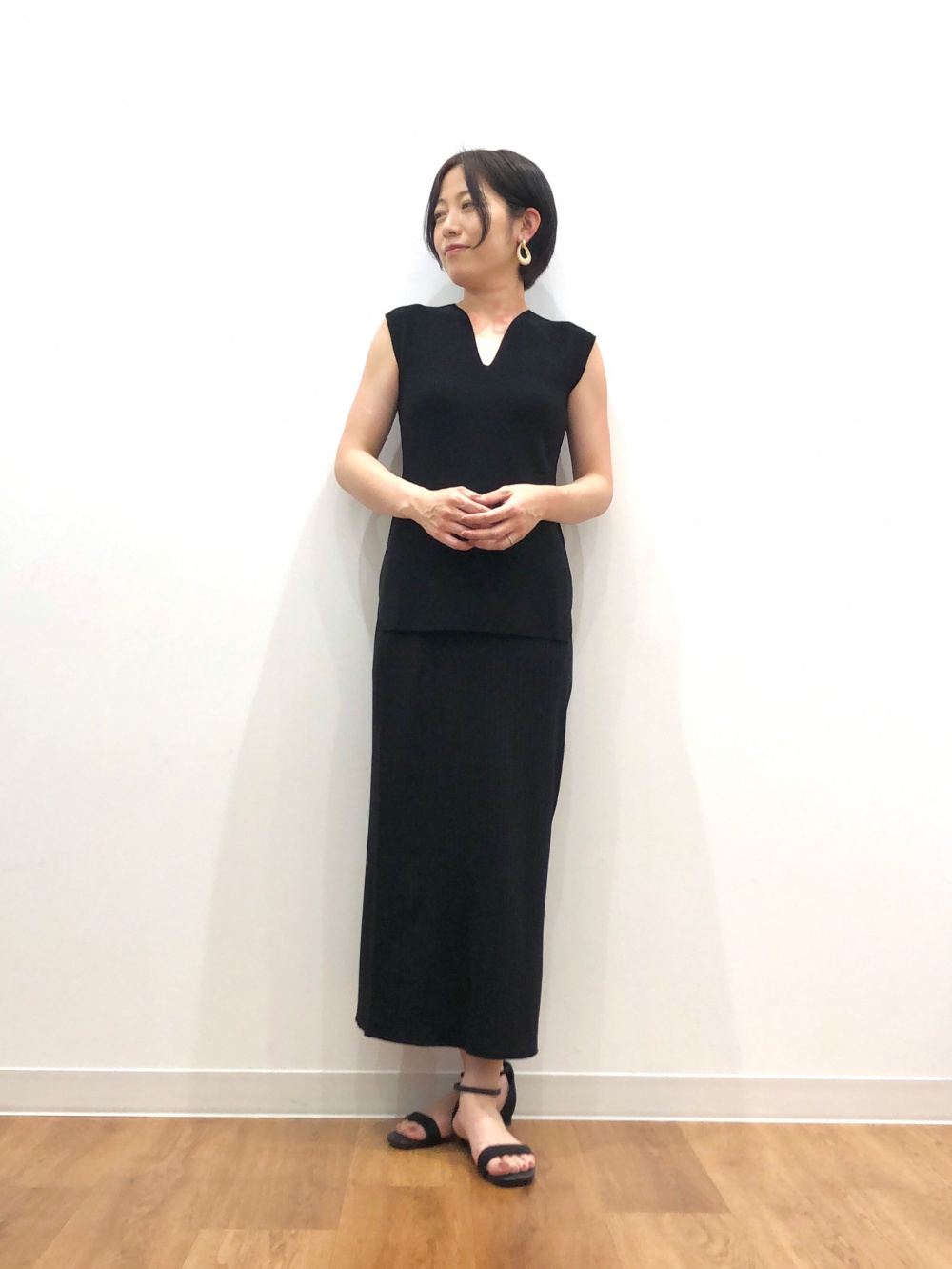 3Dノースリーブセーター（セットアップ可能）、3Dリブバックスリット