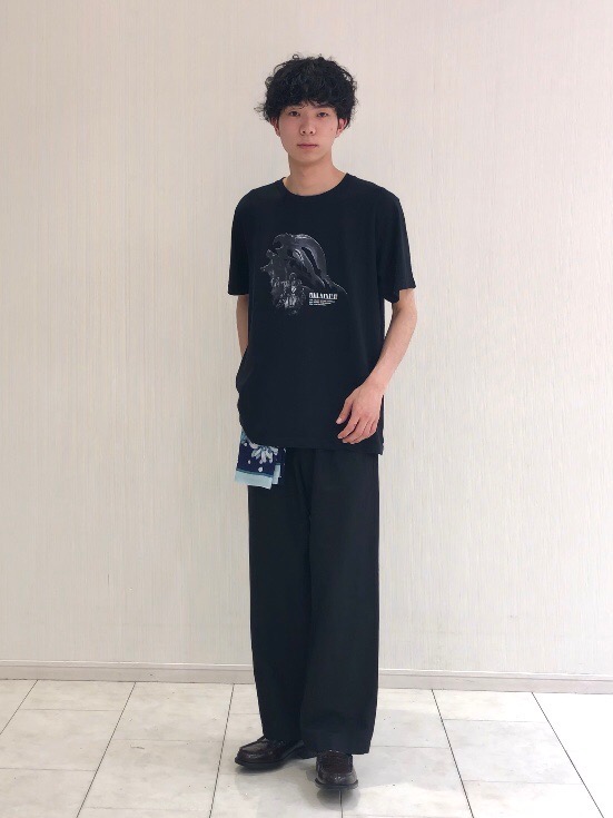 リネンブレンドタックワイドパンツ（丈長め72～74cm）」の着用