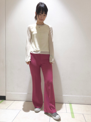 ユニクロ公式 | アメリカンスリーブクロップドブラタンクトップ