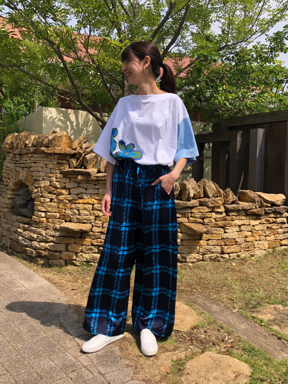 ユニクロ マルニ ドレープイージーワイドストレートパンツ UNIQLOマルニ ドレープイージーワイドストレートパンツ - メルカリ