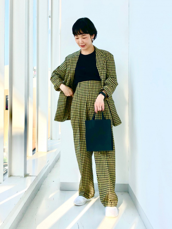 ユニクロ公式 | ワイドフィットタックパンツ