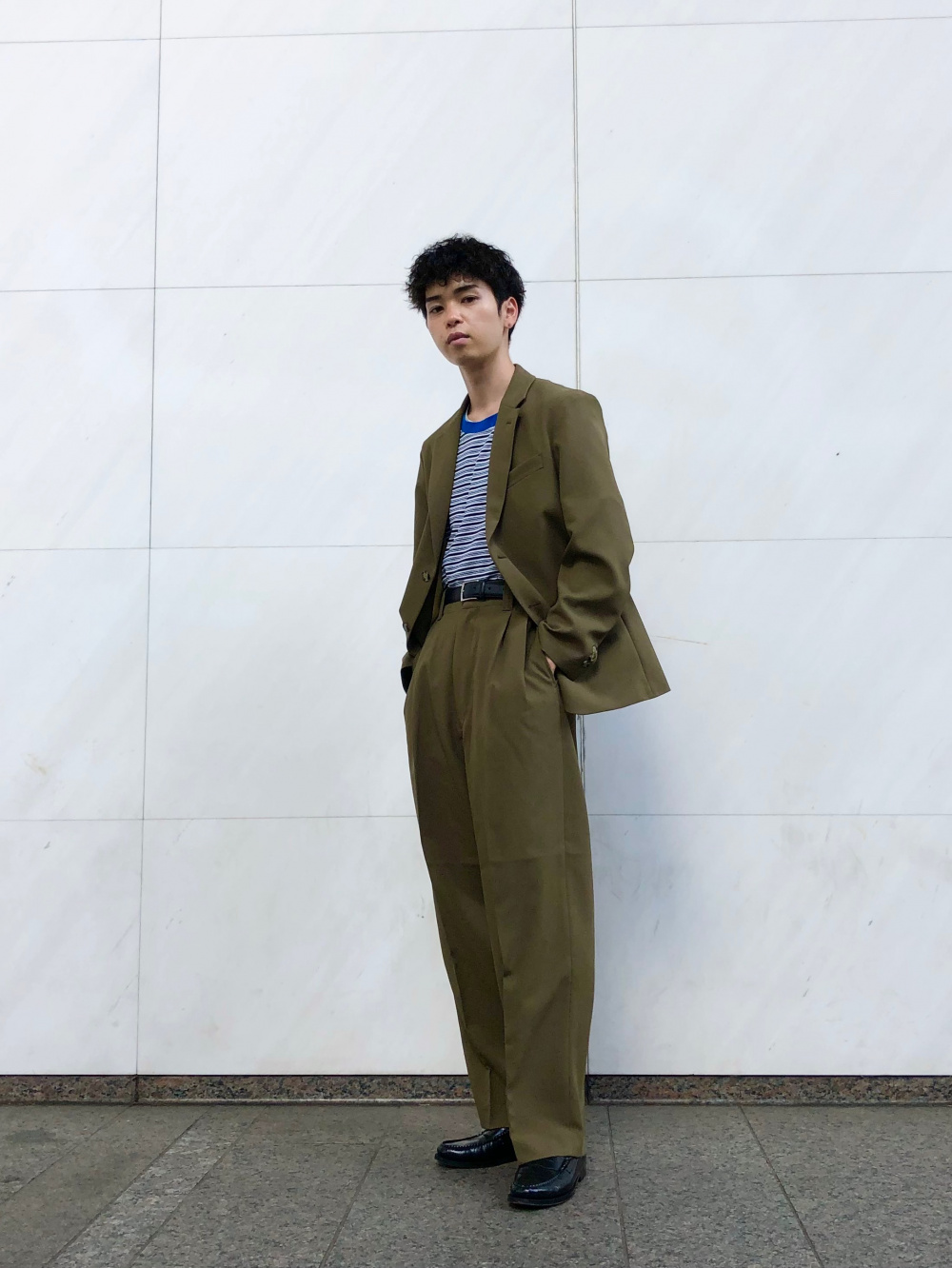 【Lサイズ】UNIQLO MARNI セットアップ　オリーブよろしくお願いします