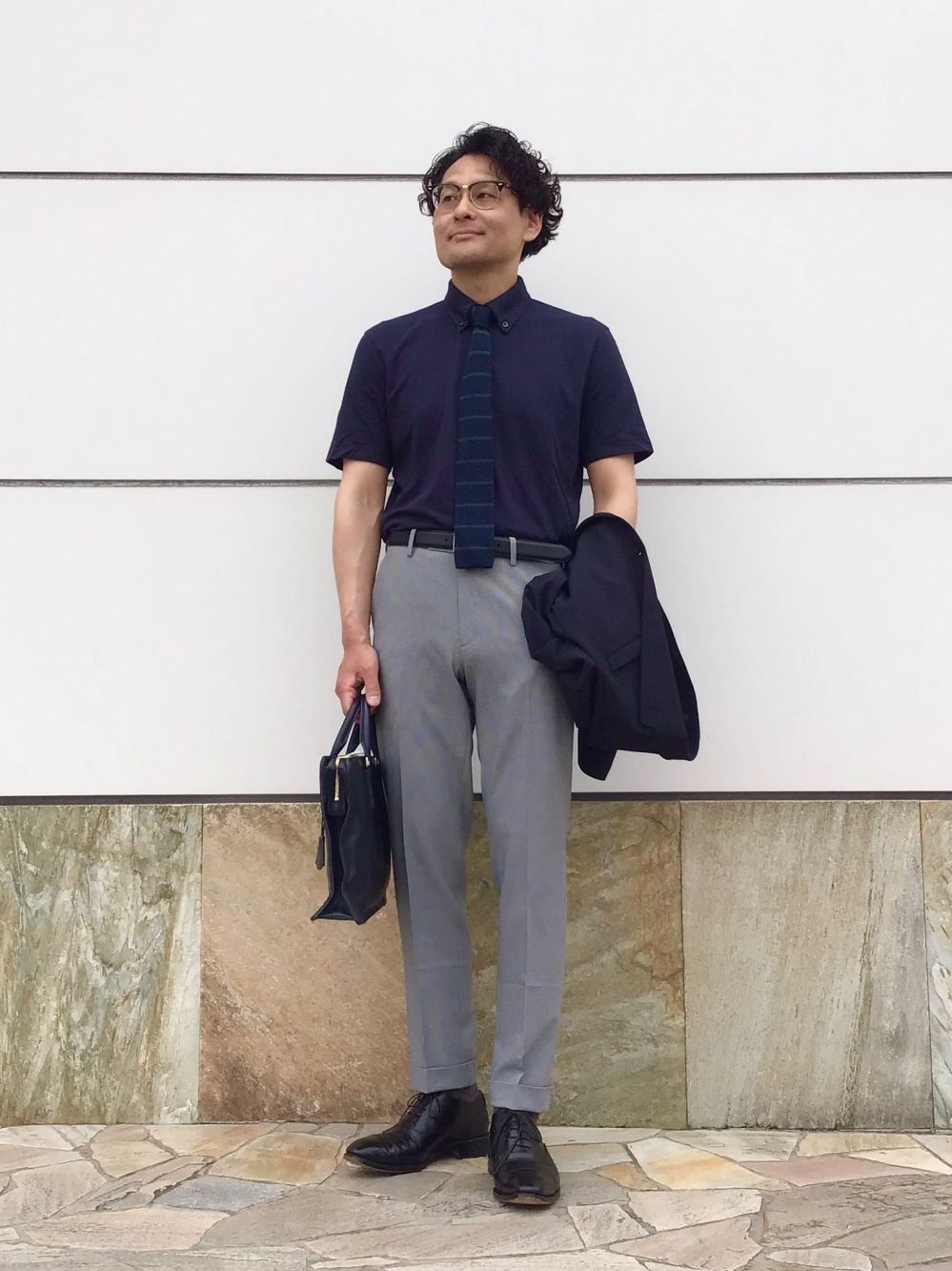未使用 ユニクロ UNIQLO 感動パンツ ノンアイロンジャージシャツ　セット ドライノンアイロンジャージーシャツ/BD、感動パンツ」の着用
