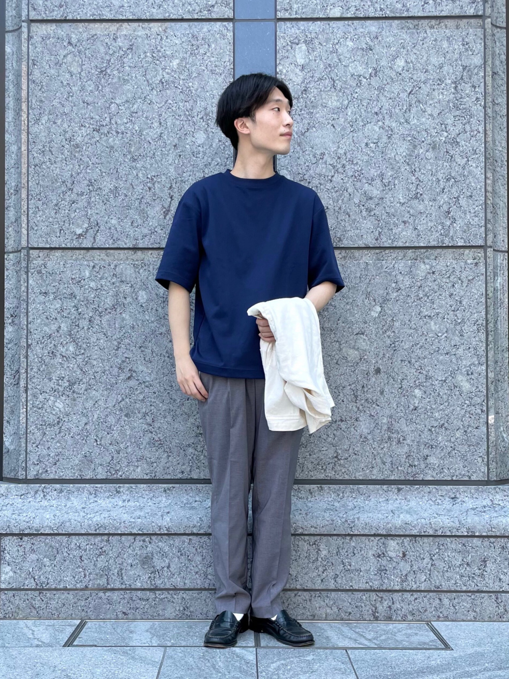 エアリズムコットンオーバーサイズtシャツ 5分袖 の着用コーディネート ユニクロ