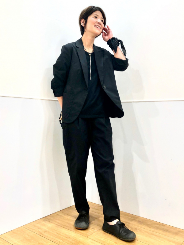 感動ジャケット セットアップ可能、感動タックイージーショートパンツ