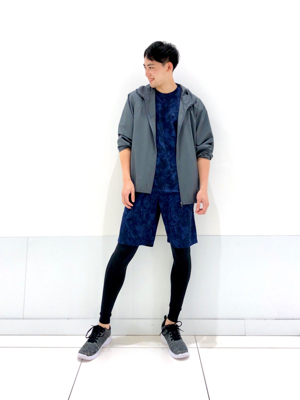 ドライexポロシャツ 半袖 コットンキャンバスレースアップスニーカー の着用コーディネート ユニクロ