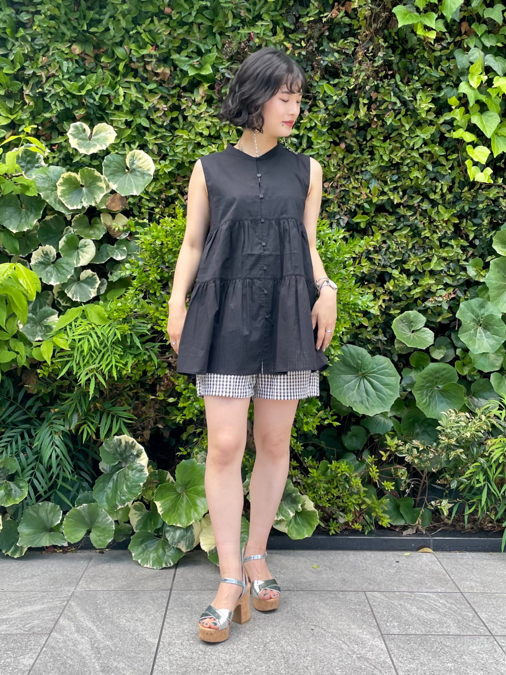 コットンギャザーブラウス ノースリーブ の着用コーディネート ユニクロ