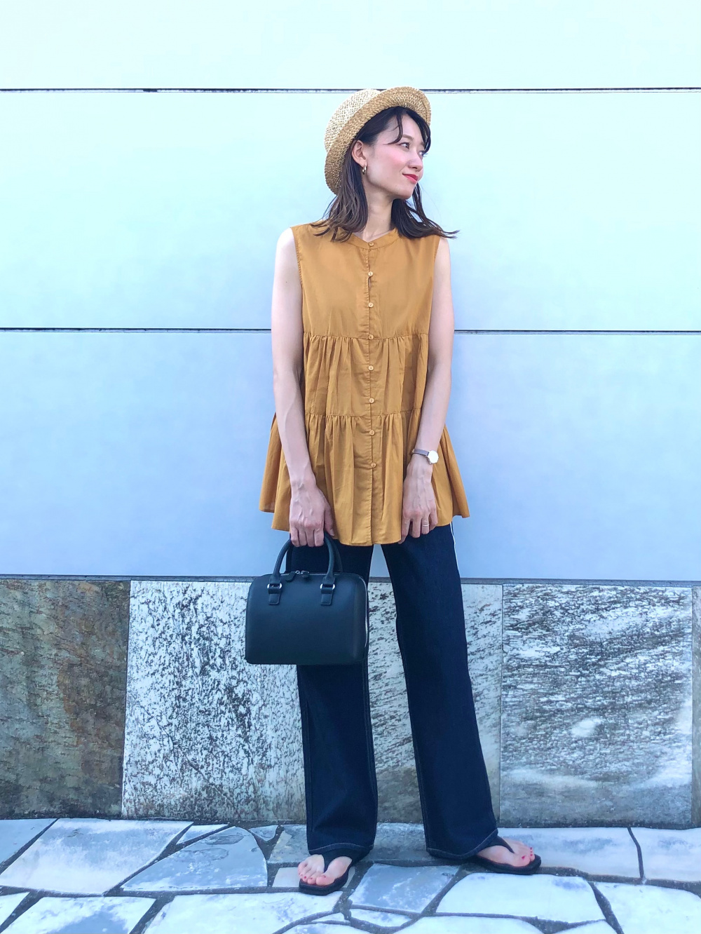 コットンギャザーブラウス ノースリーブ Uvカットペーパーハット の着用コーディネート ユニクロ