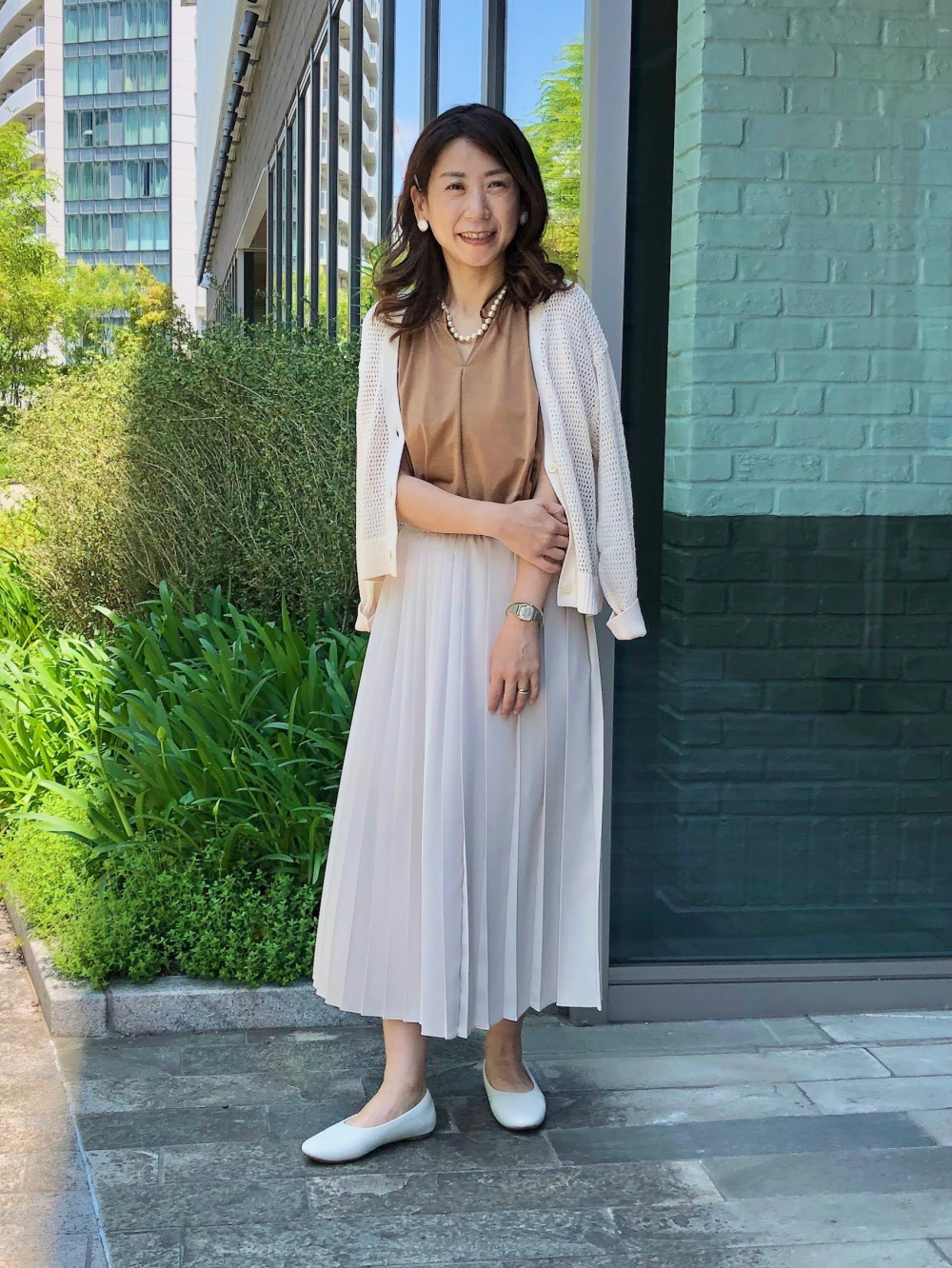 スウェットパンツ、シアーシャツ（長袖）」の着用コーディネート