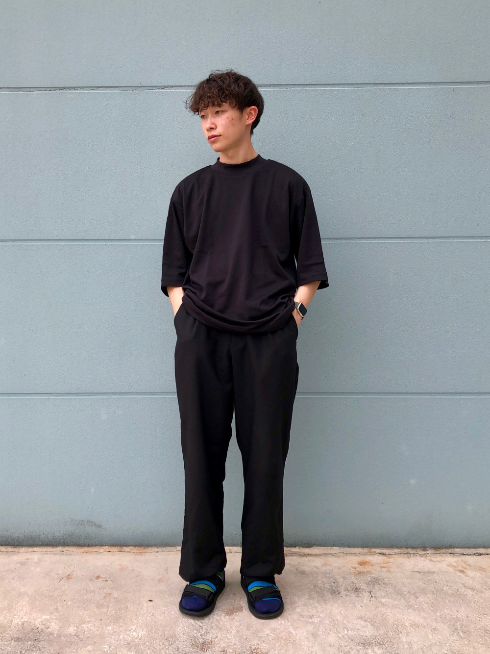 エアリズムコットンオーバーサイズモックネックt 5分袖 ギャザーワイドパンツ 丈標準59 61cm の着用コーディネート ユニクロ