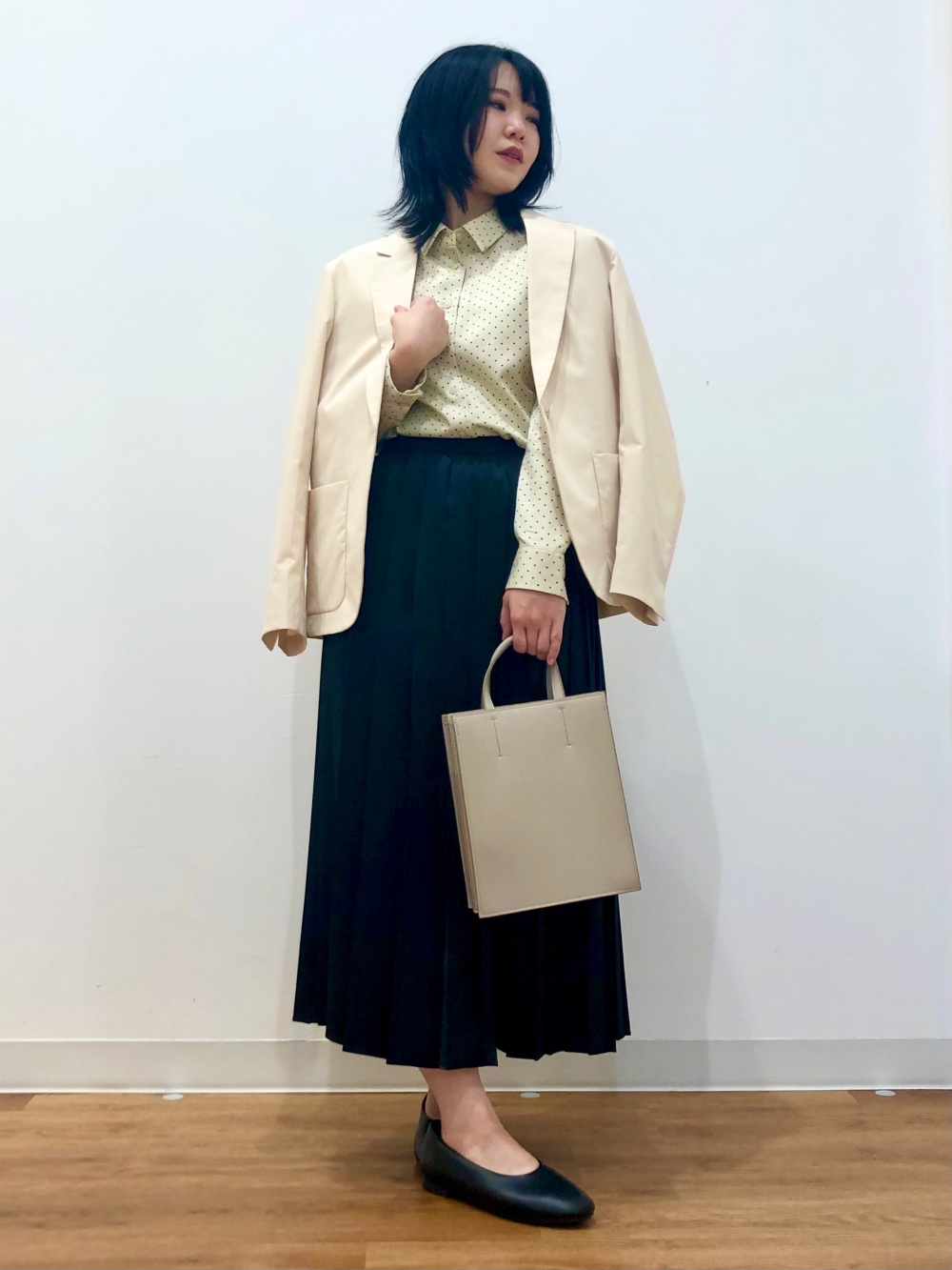 感動ジャケット セットアップ可能、感動タックイージーショートパンツ