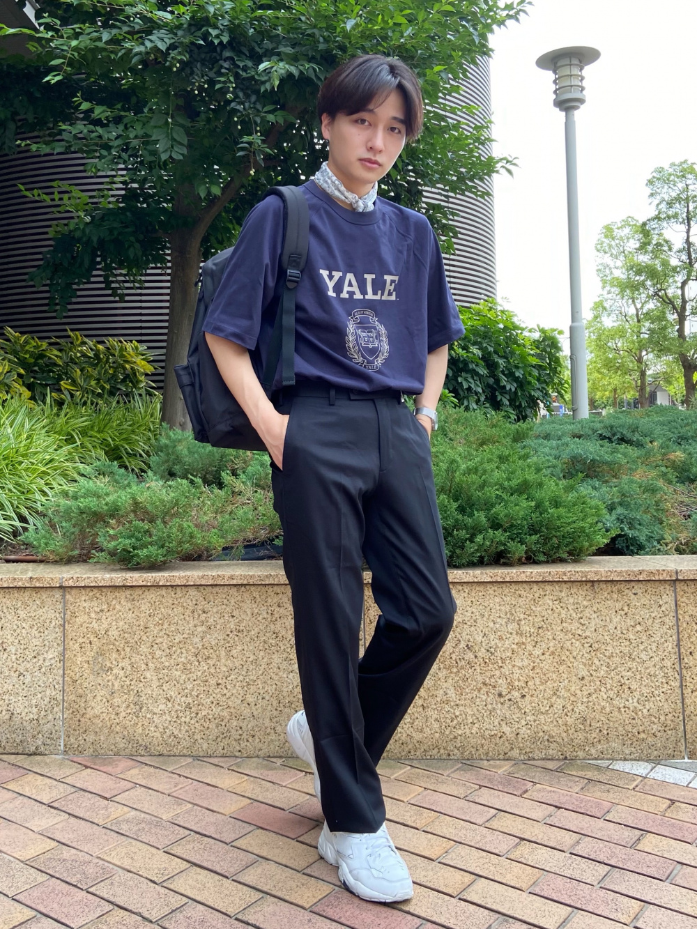 ストレッチウールパンツ オールシーズン セットアップ可能 の着用コーディネート ユニクロ