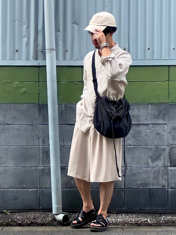 GU 男女兼用 ドローストリングバックパック OFF WHITE - 通販