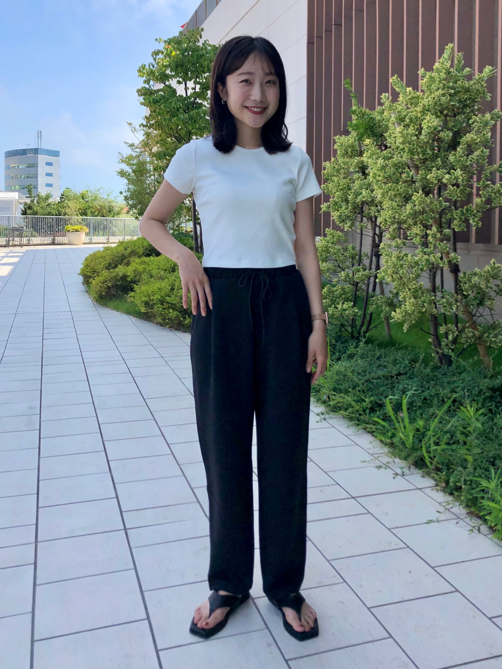 オイルペイント UNIQLO タックテーパードパンツ ウルトラライト 標準丈 ブラック 通販 タックテーパードパンツ