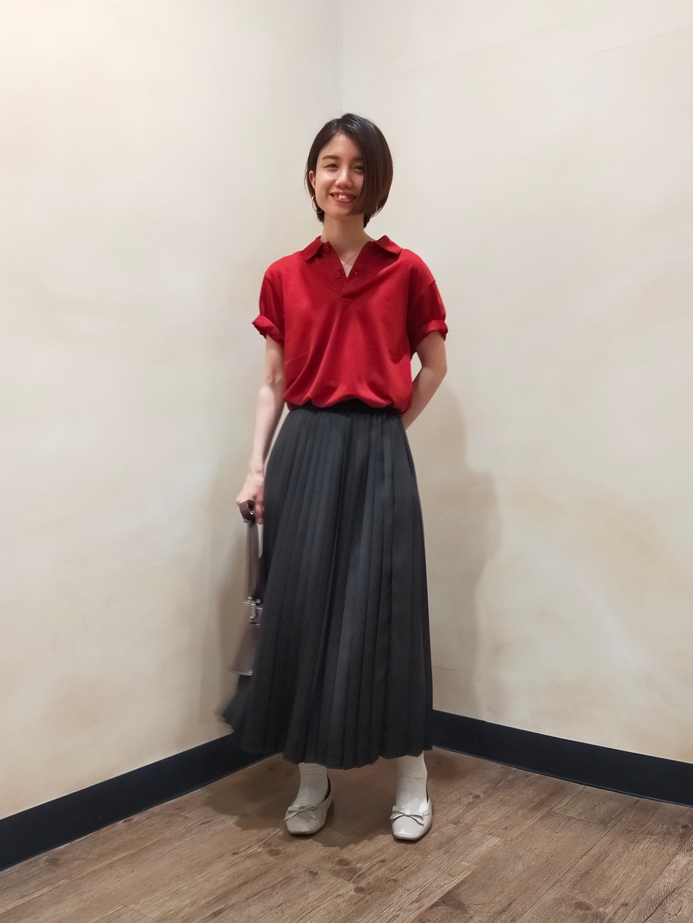 ドライEXポロシャツ（半袖）、アシンメトリープリーツスカート（丈標準