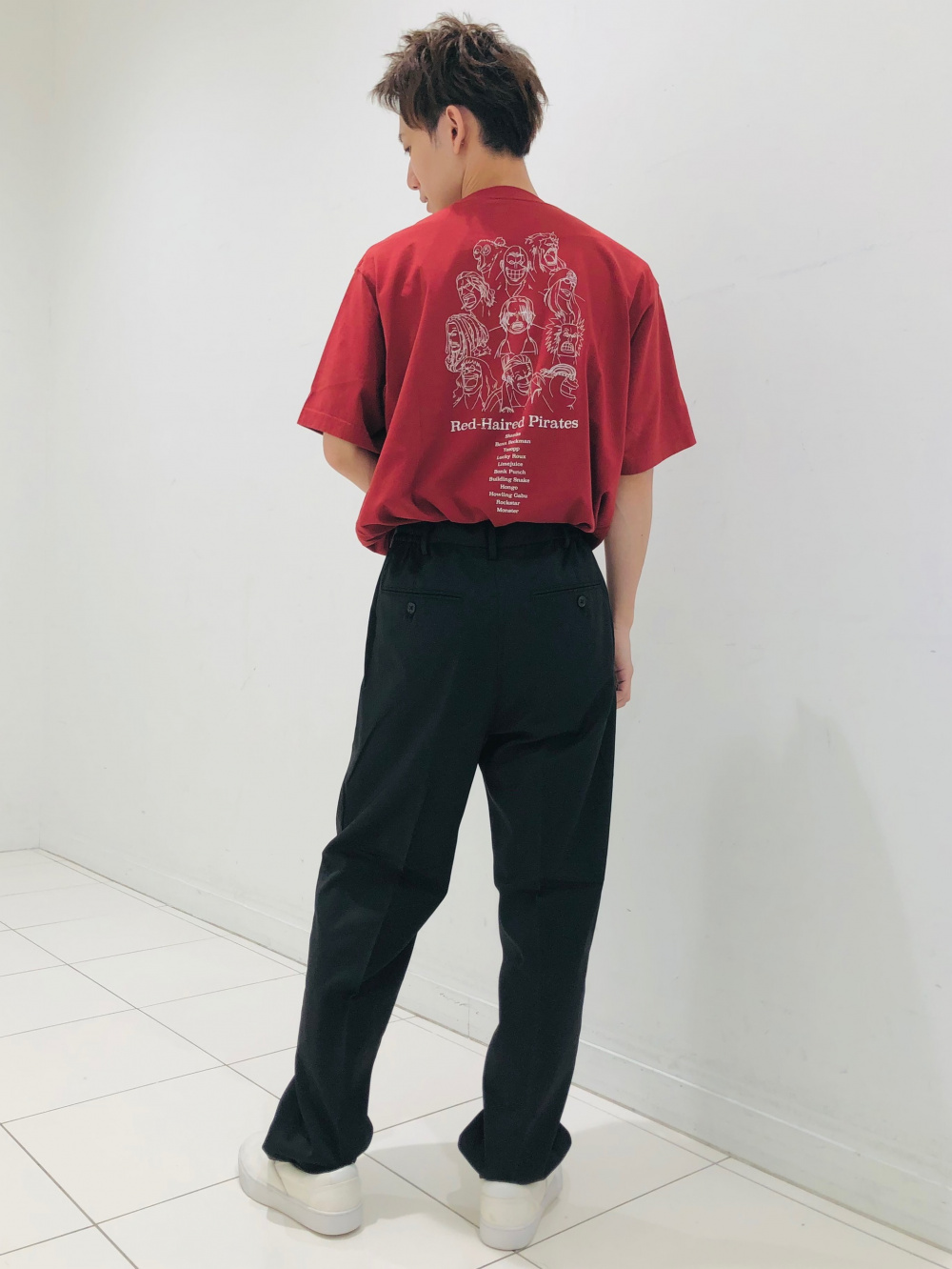 ONE PIECE FILM RED UT グラフィックTシャツ（半袖・レギュラー