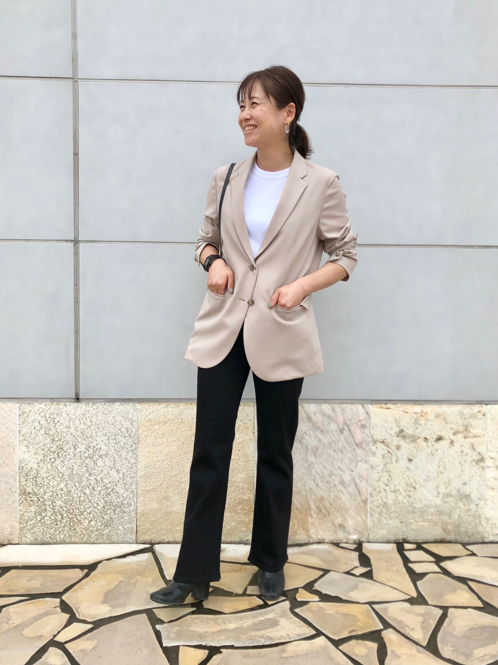 UNIQLO - ユニクロ 感動ジャケット コットンライク ベージュの
