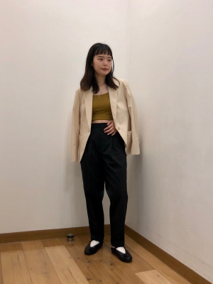 新品未使用タグ付き⭐︎UNIQLO×Theory セットアップスーツ ベージュ S UNIQLO×Theoryユニクロ×セオリー】買ってはいけない？買うべき