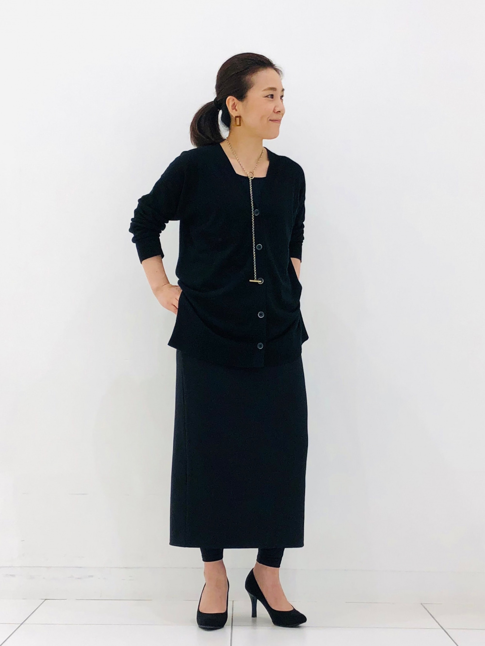 プレミアムリネンシャツ（長袖）22年春夏モデル、フレアロングスカート  