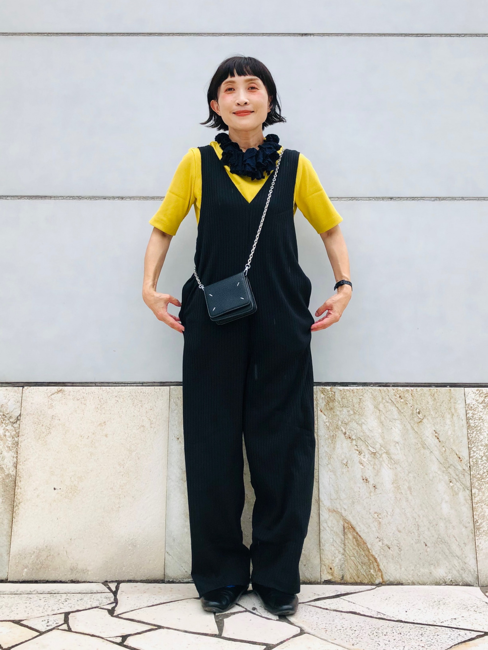 リブクルーネックt 5分袖 タックテーパードパンツ ウルトラライト ワイドフィット の着用コーディネート ユニクロ