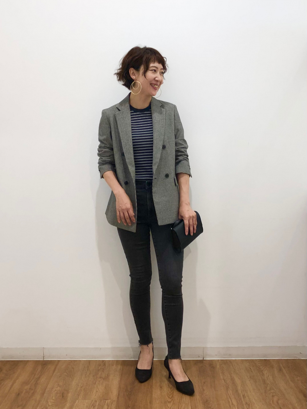 ウルトラストレッチスキニーハイライズジーンズ ダメージ 丈標準70cm の着用コーディネート ユニクロ