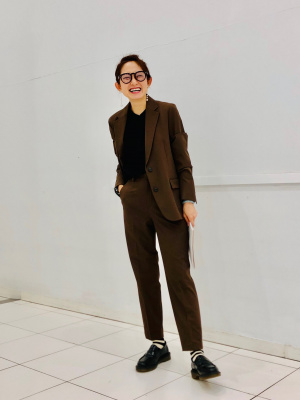 UNIQLO ユニクロ リラックステーラードジャケット ブラウン 茶