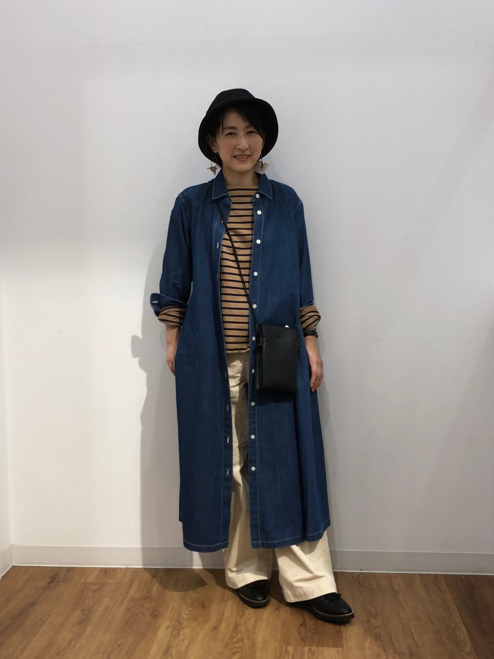 デニムAラインシャツワンピース（長袖・標準丈・111～121cm）、PEACE