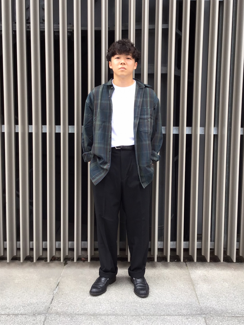 海外最新 UNIQLO U オーバーサイズシャツ 長袖 ユニクロ チェック 長袖 パーカー メンズ Sサイズ