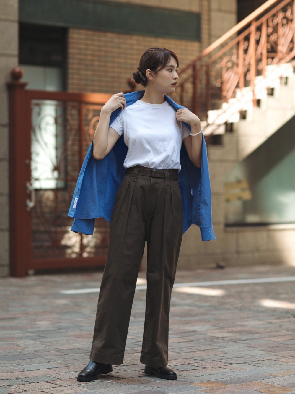 ベルテッドタックワイドパンツ」の着用コーディネート| ユニクロ公式