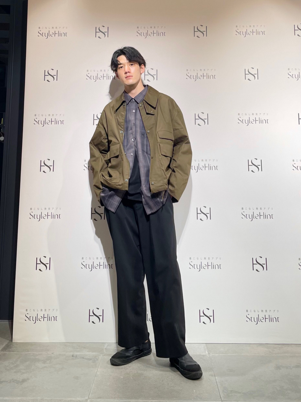 【UNIQLOU】ユーティリティショートブルゾン OLIVE L