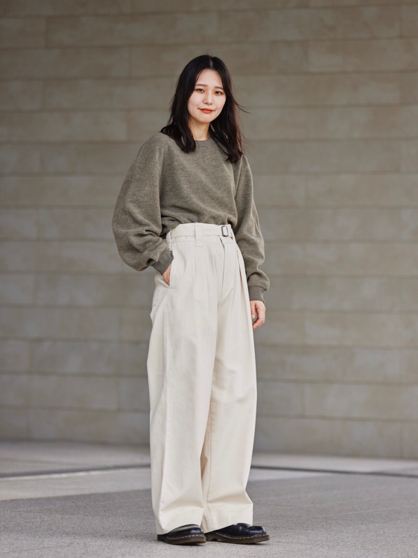 レオパードフラワーブラック ベルテッドタックパンツ | thequarters.co.uk