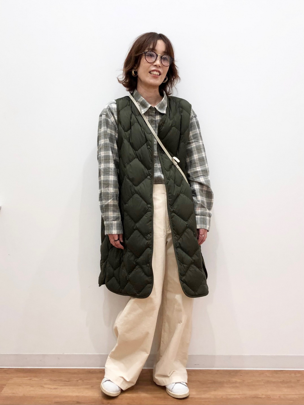シャツワンピース（長袖）、シームレスダウンロングコート」の