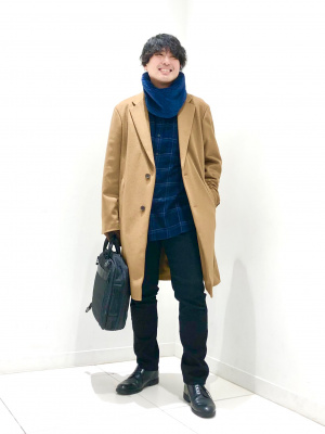 【Burberry】カシミヤ混 ウール チェスターコート 日本製／ブルーフォックスファー／カシミヤ混】拘りのシルエット
