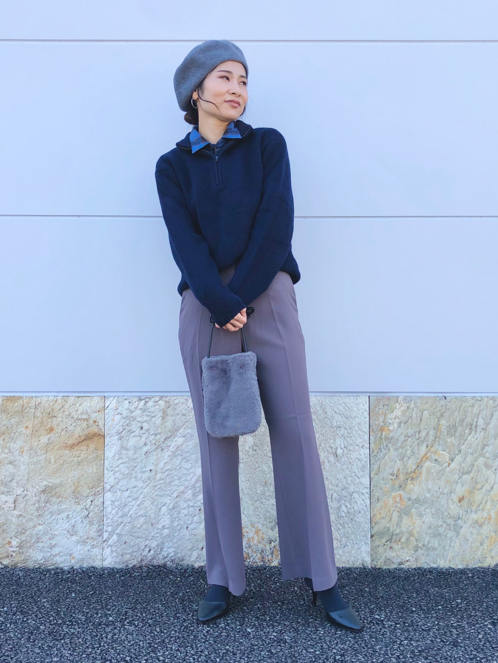 【美品】ユニクロ　セットアップ　フレアパンツ　ドレープロングジャケット　スーツ 感動ジャケット（リラックスフィット） セットアップ可能