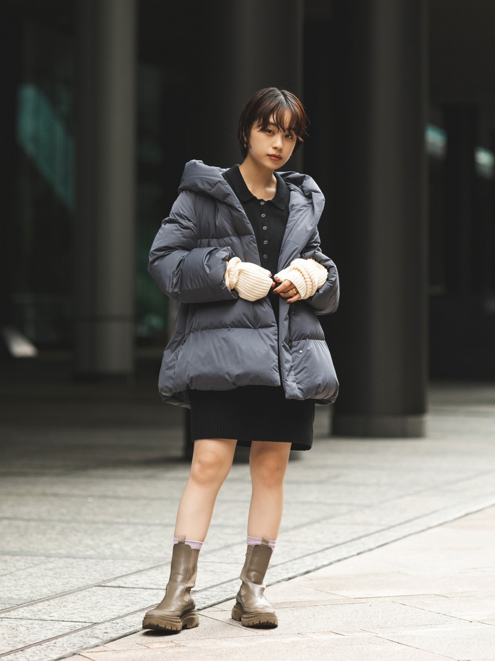 パウダーフィールダウンショートコート」の着用コーディネート
