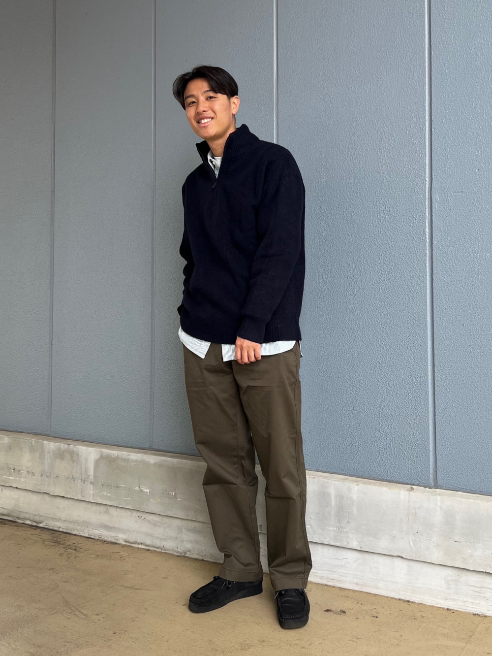 UNIQLOユニクロ ワイドフィットチノ 73 逆輸入 - チノパン