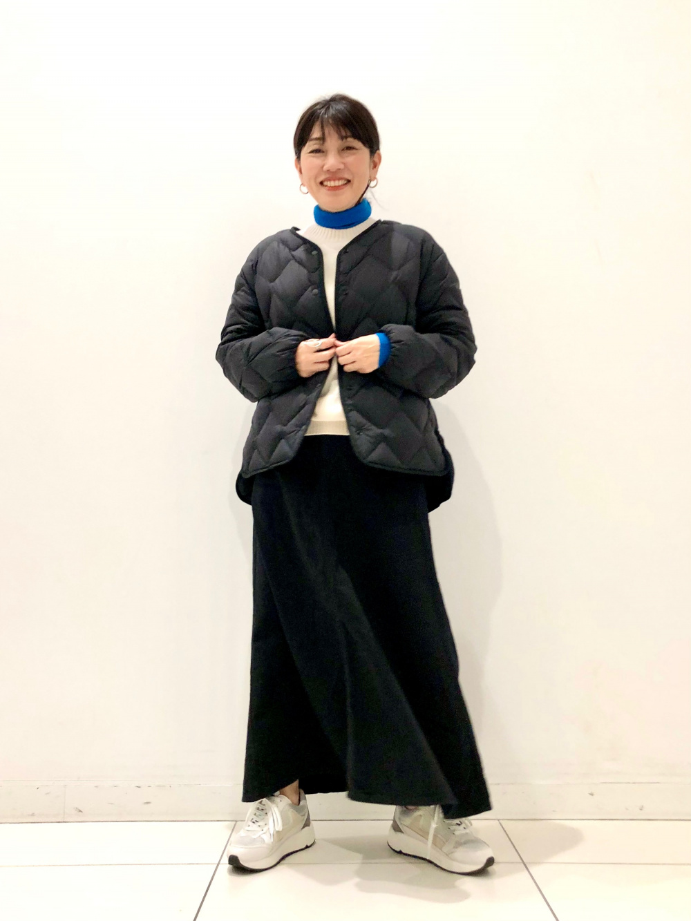 プレミアムラムタートルネックセーター（長袖）、フレアロング