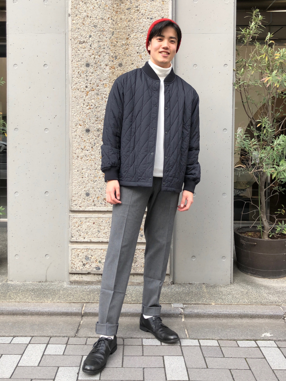 スウェットプルパーカ 長袖 ヒートテックウォームパデッドジャケット の着用コーディネート ユニクロ